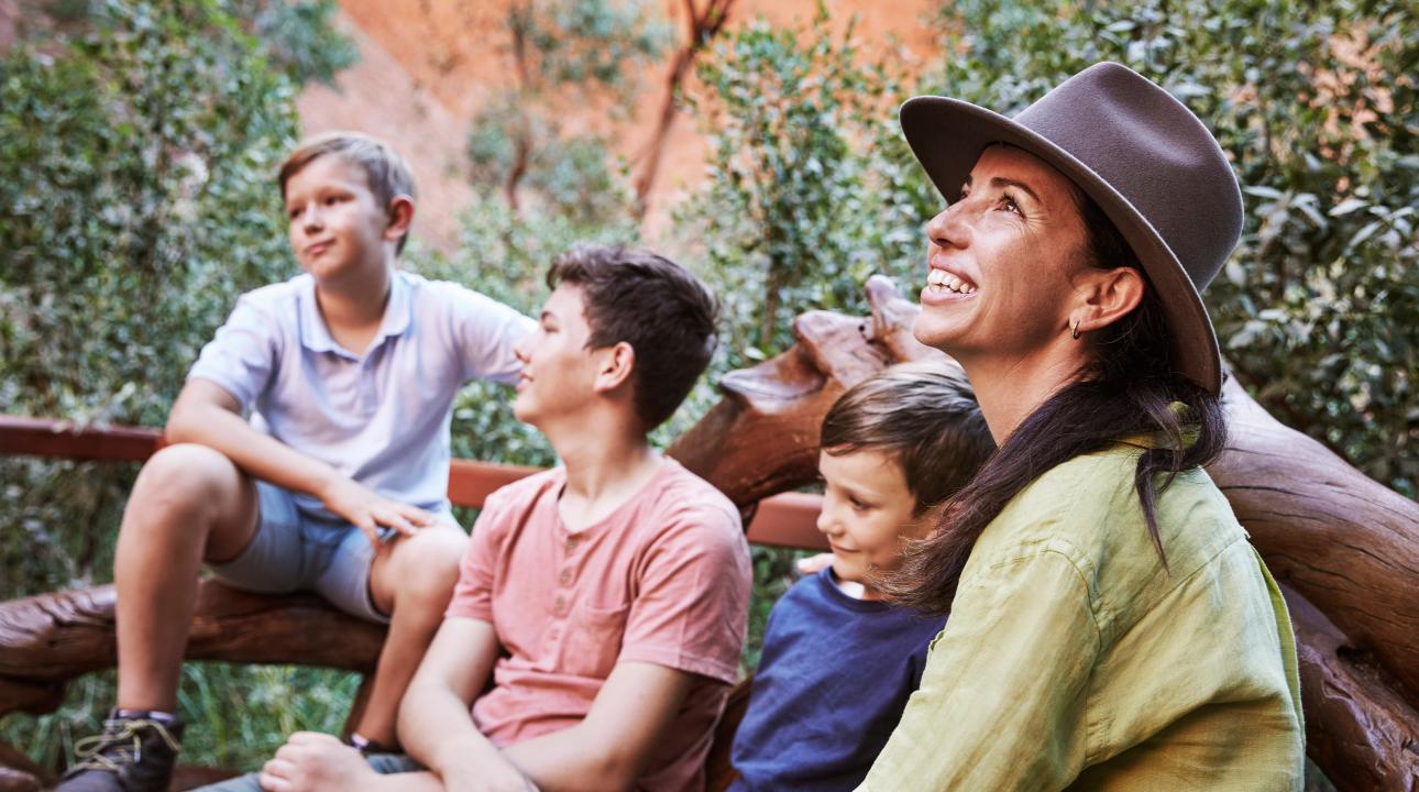 Uluru family tour all smiling